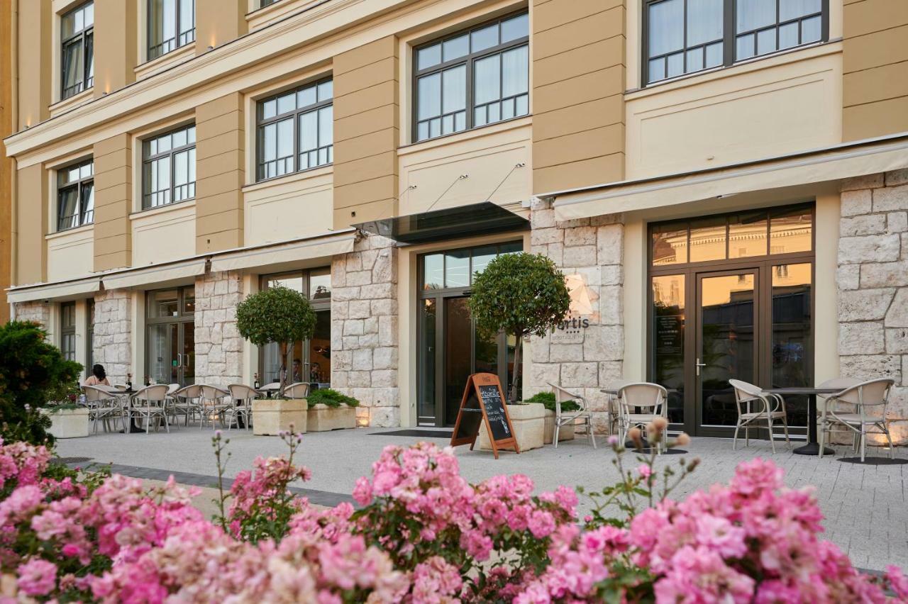 Artis Boutique Hotel Szombathely Eksteriør billede